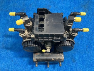 トラック用中古部品のリトラス・パーツセンター