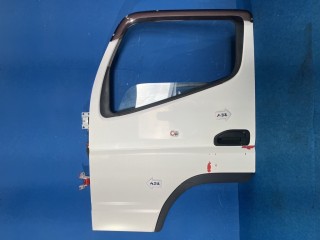 トラック用中古部品のリトラス・パーツセンター