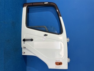 トラックの左右ドアノブ　未使用 トラック用中古部品のリトラス・パーツセンター