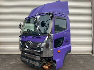 トラック用中古部品のリトラス・パーツセンター