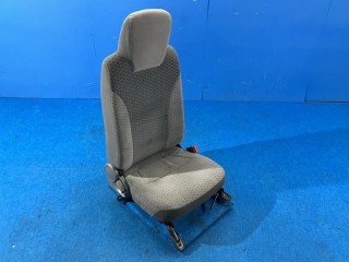 トラック用シート中古 トラック用中古部品のリトラス・パーツセンター
