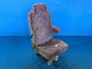 トラック用中古部品のリトラス・パーツセンター
