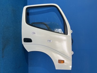 トラック用中古部品のリトラス・パーツセンター